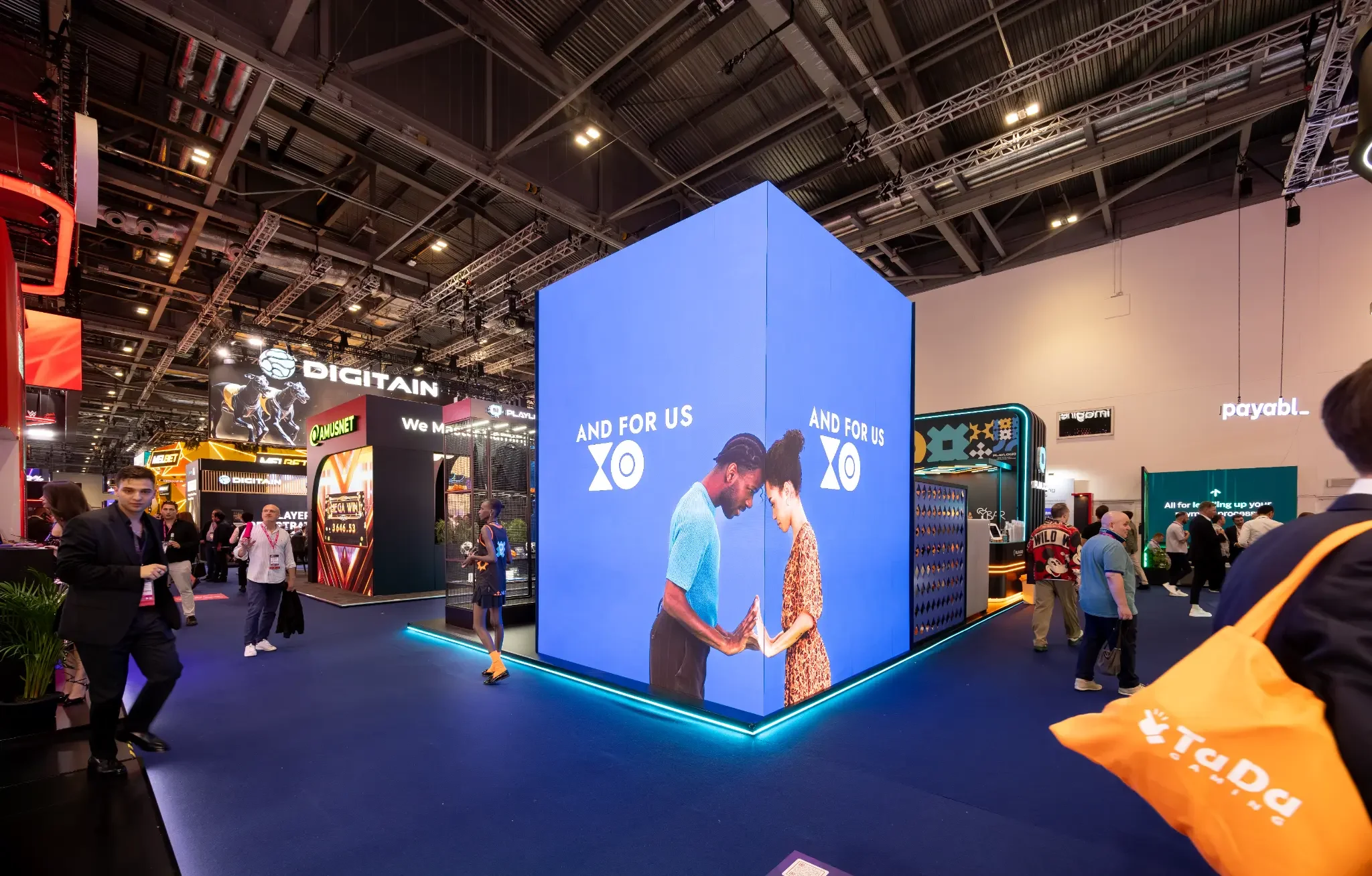 PlayLogIQ Interactive Gaming Exhibition Stand execution photo 5